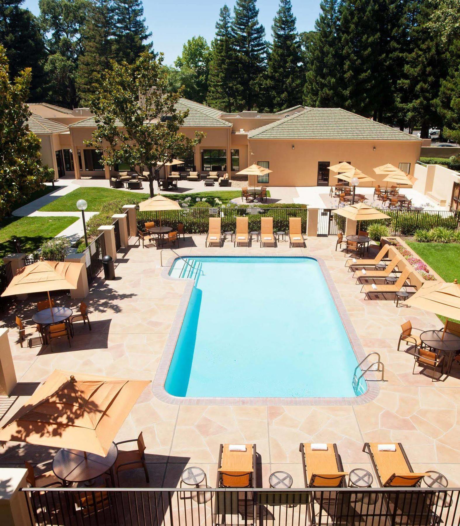 Courtyard Airport Natomas
